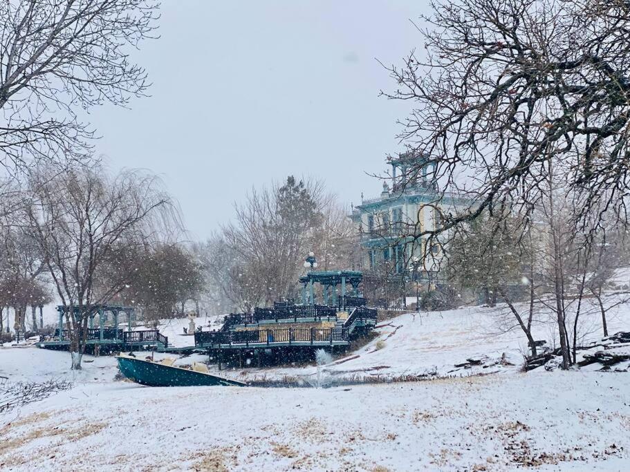 Вилла Historical Mansion - Braun Manor Денисон Экстерьер фото